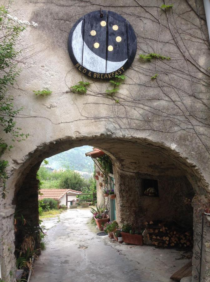 La Luna E Sei Soldi Tovo San Giacomo Exteriör bild